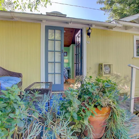 Secret Garden Inn & Cottages-3